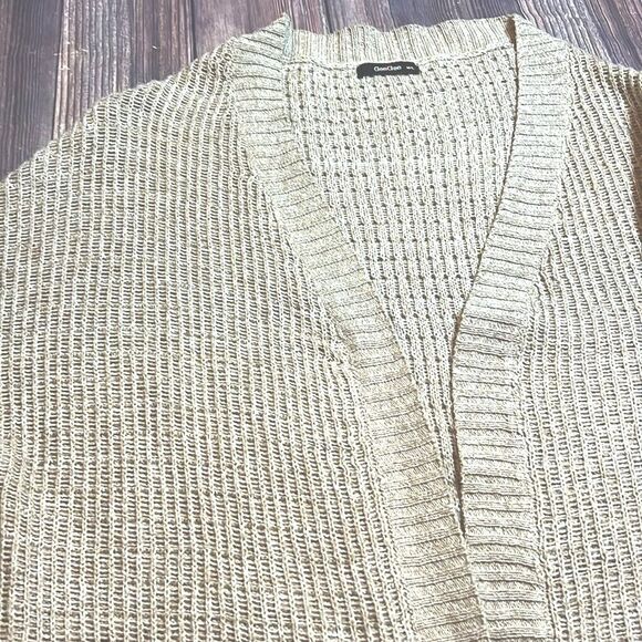 GeeGee Women’s M L Knit Cream Cardigan Sweater Cuffed Short Sleeves - Picture 2 of 7